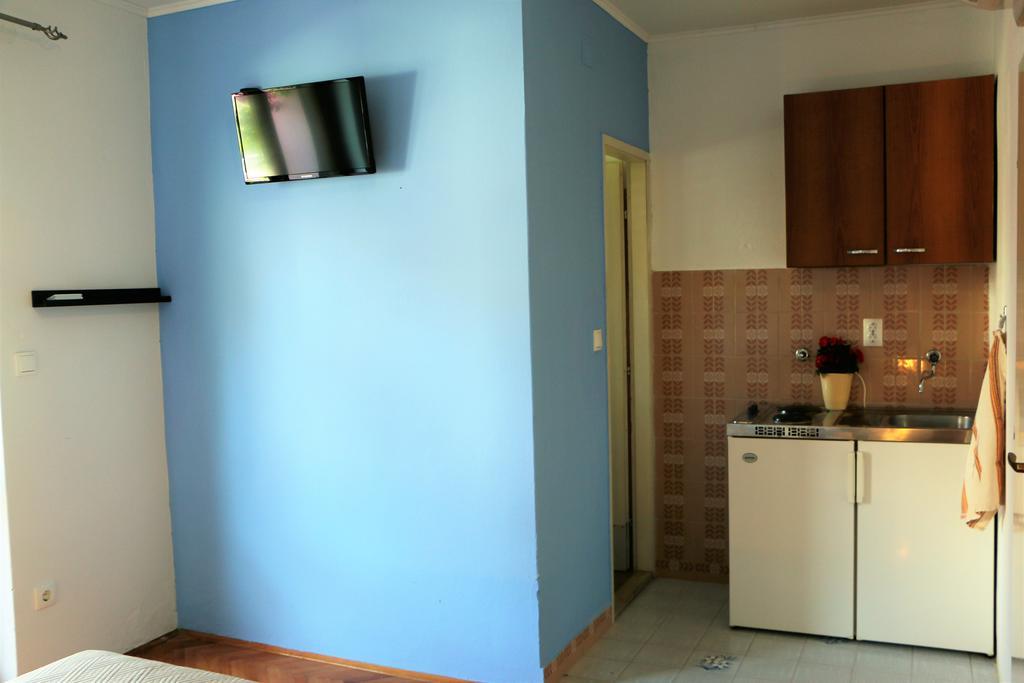 Apartments Milatic Jelsa  Exterior foto